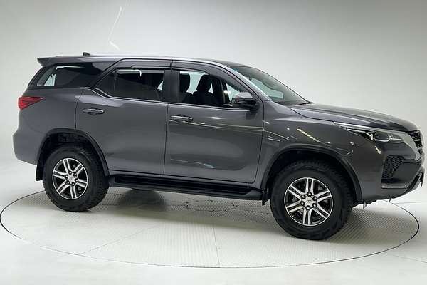 2022 Toyota Fortuner GX GUN156R