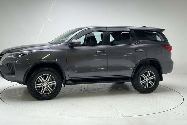 2022 Toyota Fortuner GX GUN156R