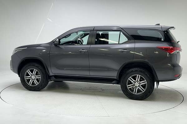 2022 Toyota Fortuner GX GUN156R