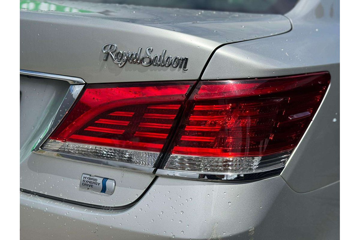 2013 Toyota Crown ROYAL SALOON