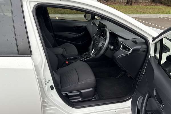 2022 Toyota Corolla Ascent Sport Hybrid ZWE211R