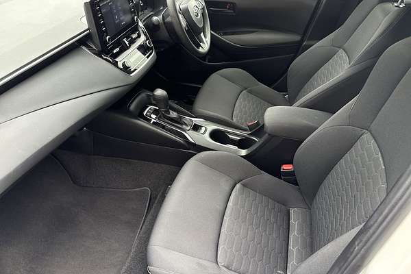 2022 Toyota Corolla Ascent Sport Hybrid ZWE211R