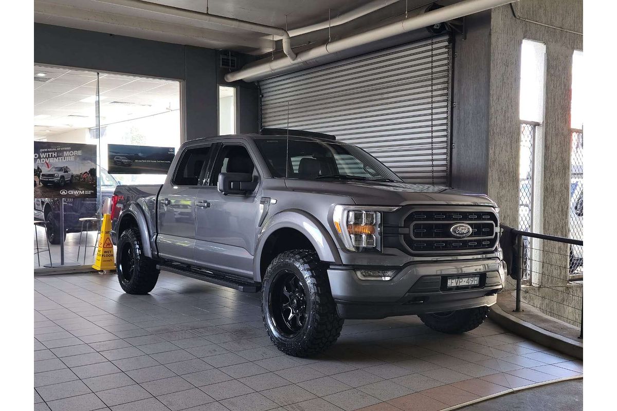 FORD F-150 5.0L 2021 Automatic Utility 