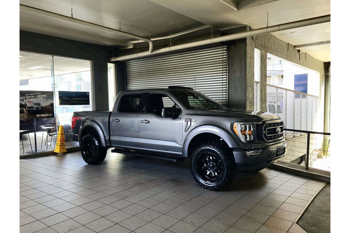 FORD F-150 5.0L 2021 Automatic Utility 