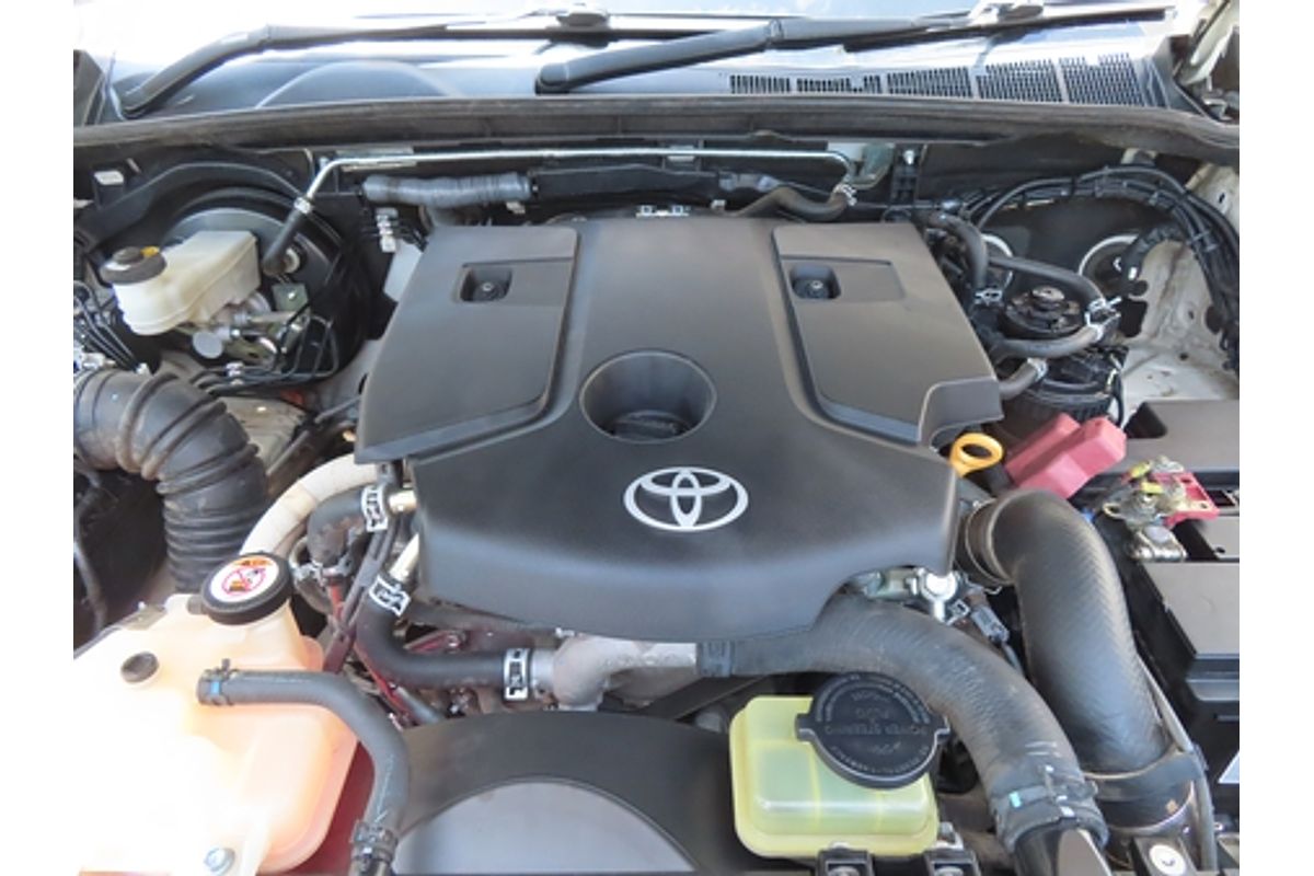 2020 Toyota Hilux SR GUN126R 4X4