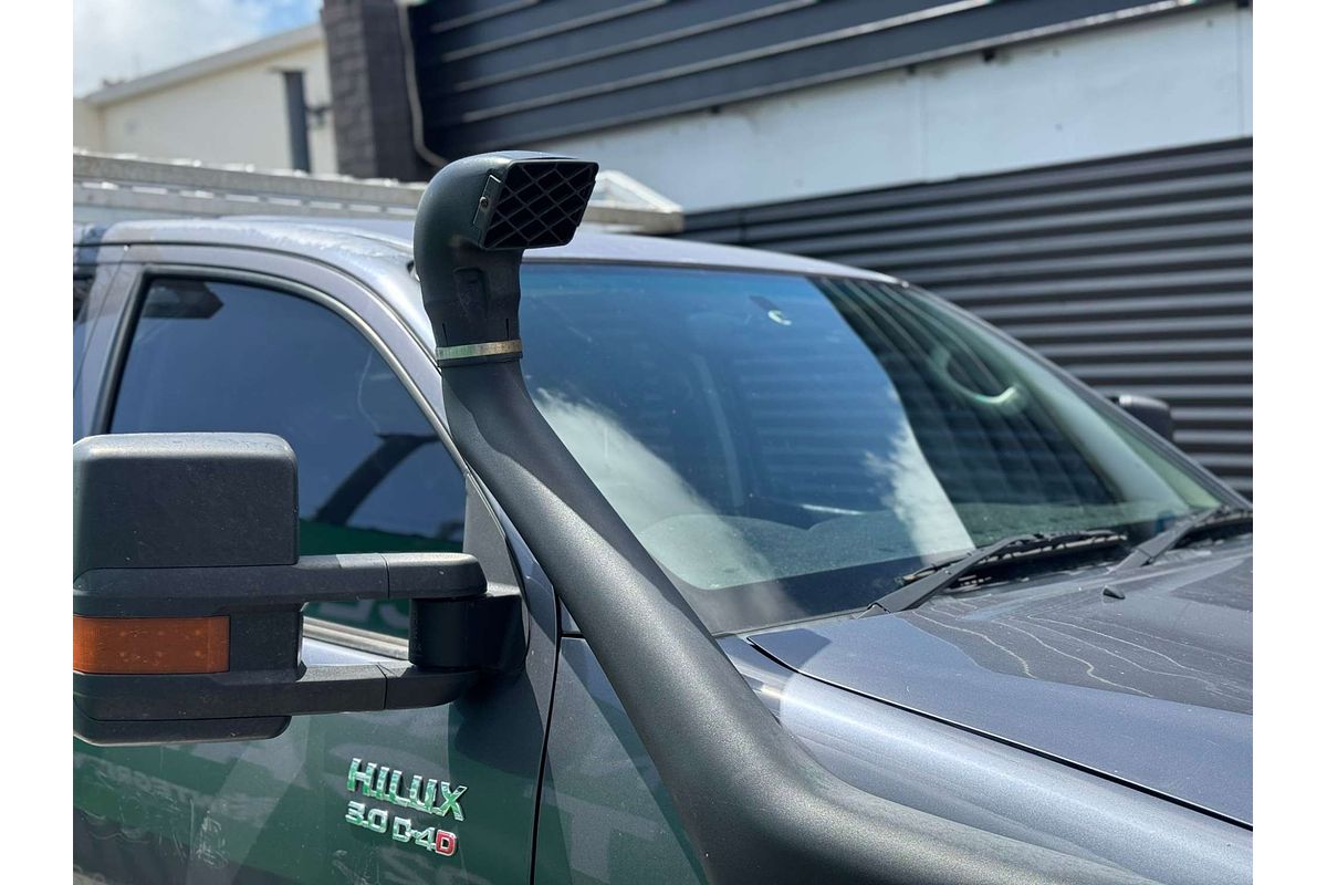 2015 Toyota Hilux SR KUN26R 4X4