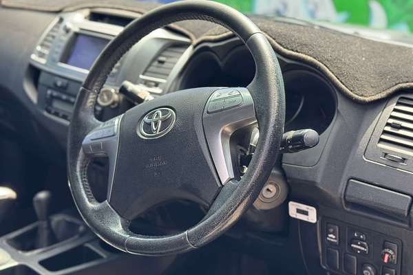 2015 Toyota Hilux SR KUN26R 4X4