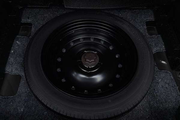 2024 MG HS Essence AS33