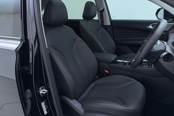 2024 MG HS Essence AS33