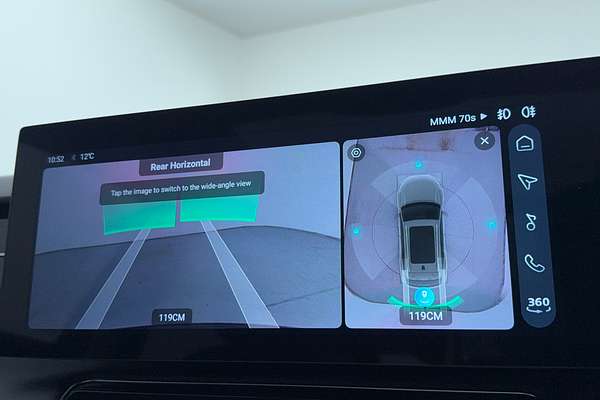 2024 MG HS Essence AS33