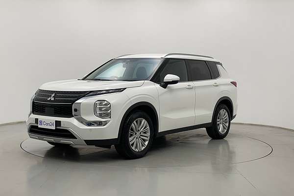 2023 Mitsubishi Outlander LS ZM