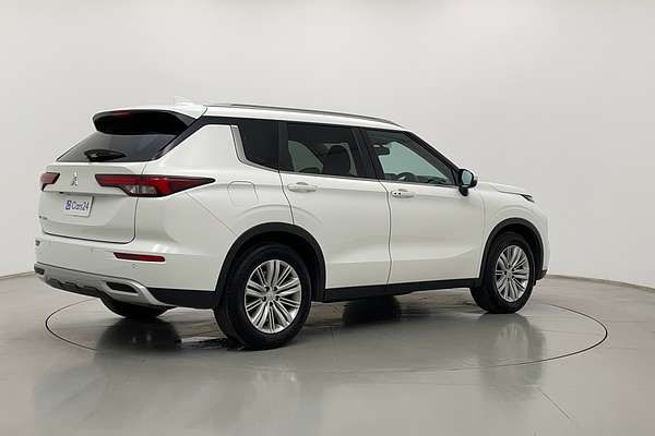 2023 Mitsubishi Outlander LS ZM