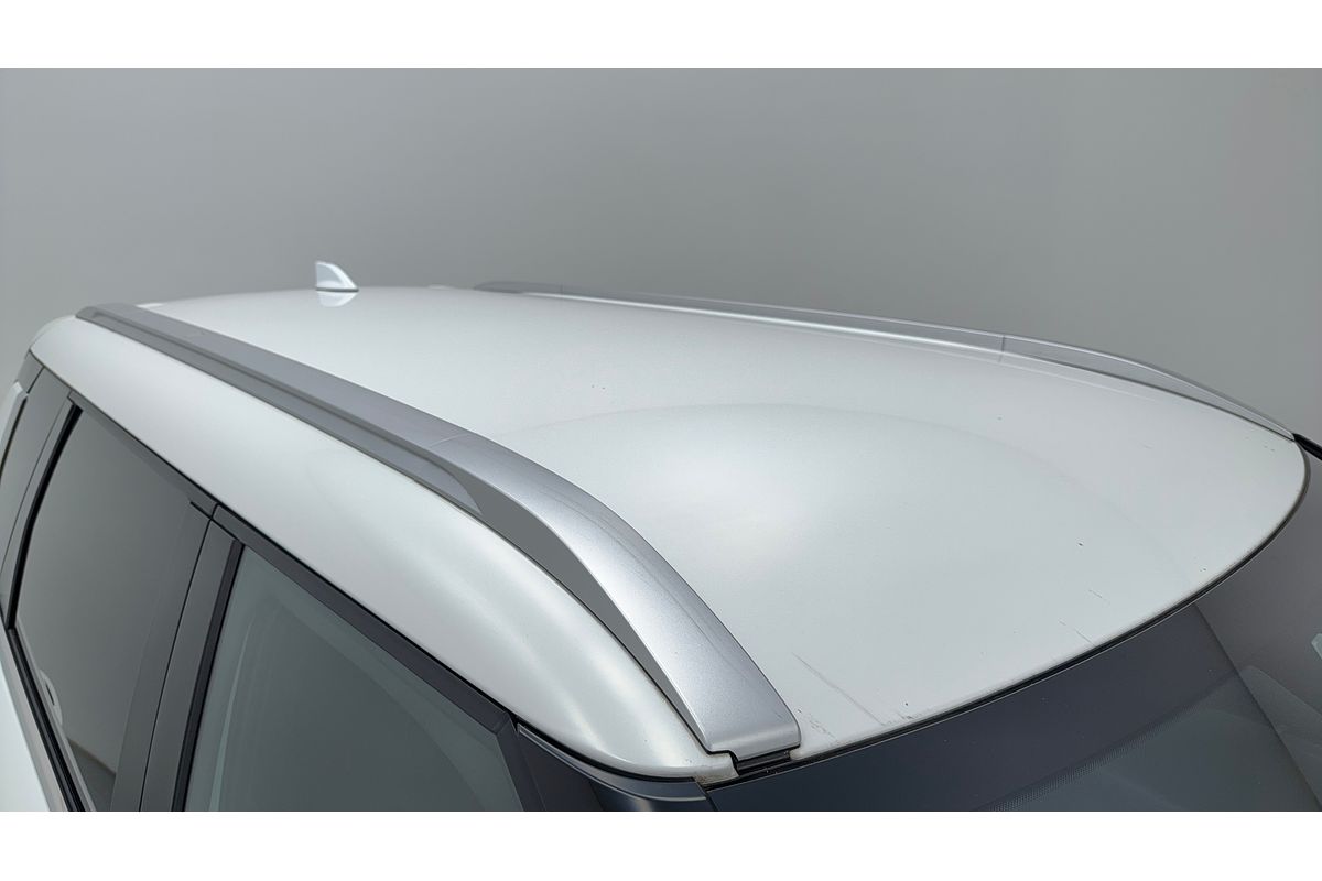 2023 Mitsubishi Outlander LS ZM