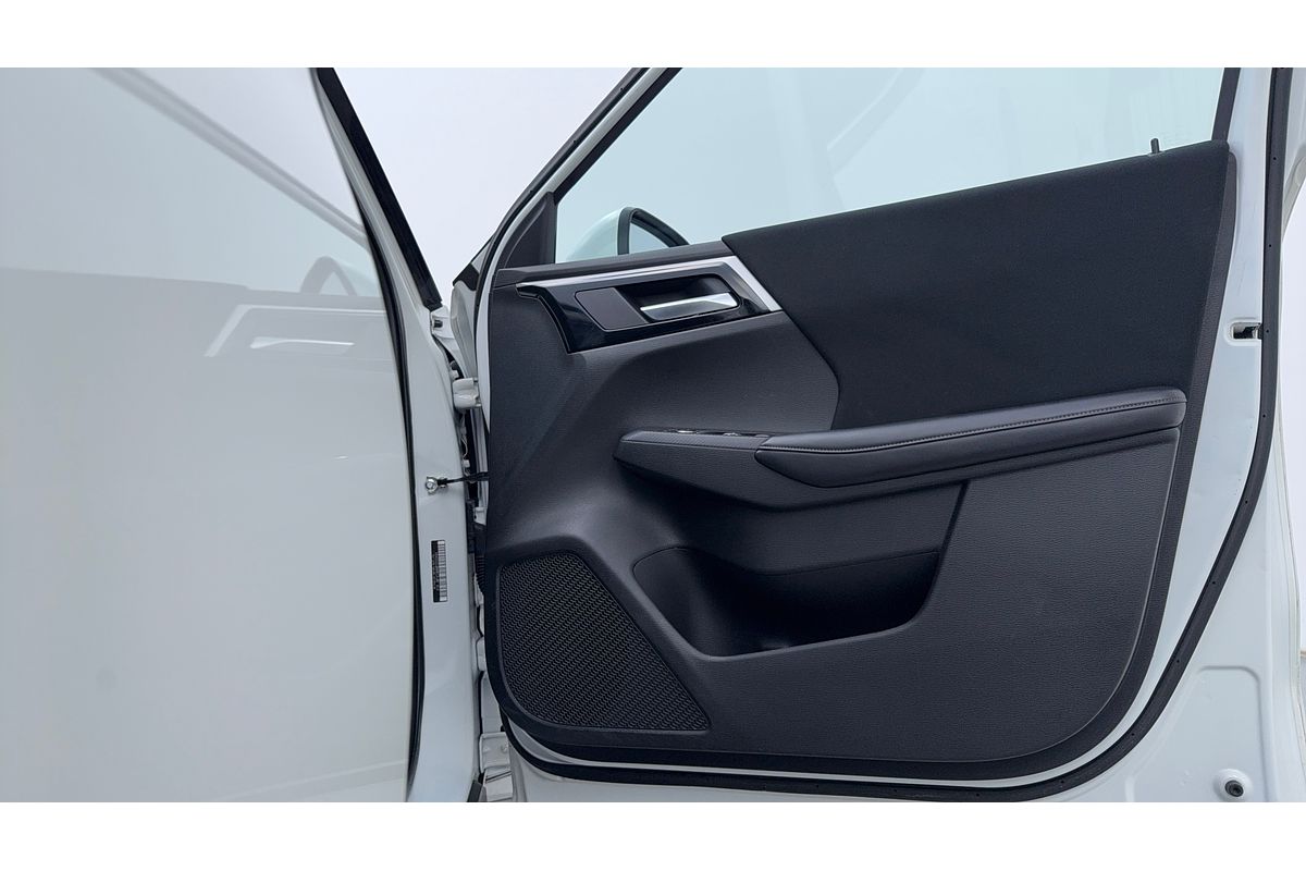 2023 Mitsubishi Outlander LS ZM