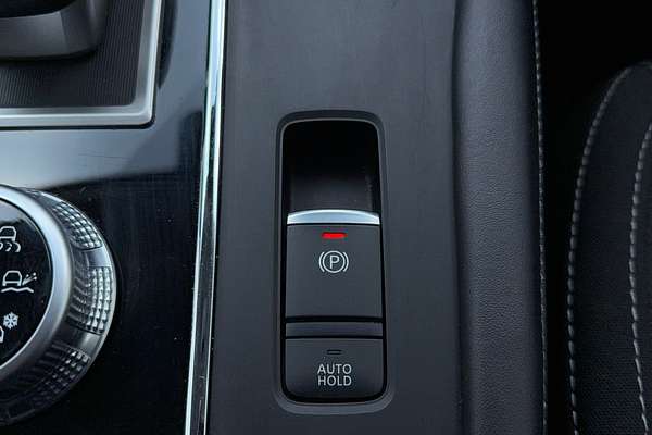 2023 Mitsubishi Outlander LS ZM