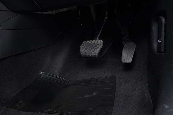 2023 Mitsubishi Outlander LS ZM