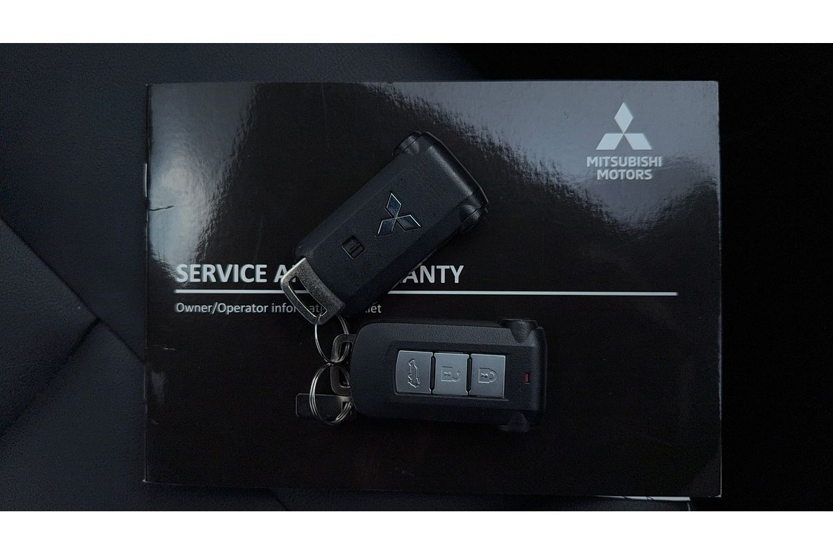 2024 Mitsubishi Eclipse Cross PHEV Exceed YB