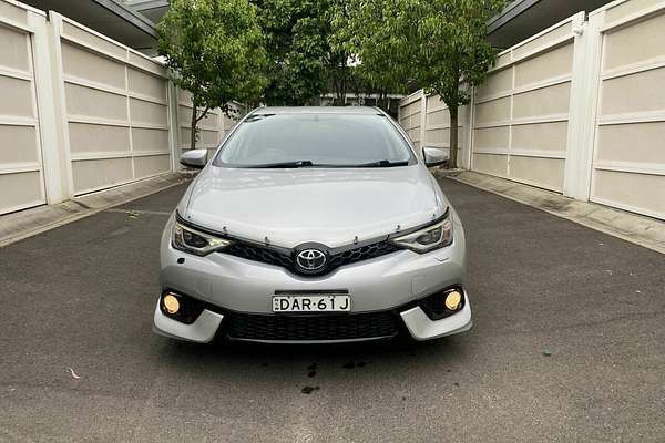 2015 Toyota Corolla ZR ZRE182R