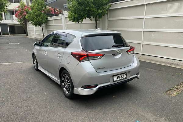 2015 Toyota Corolla ZR ZRE182R