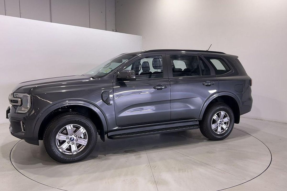 2024 Ford Everest Ambiente 2.0L