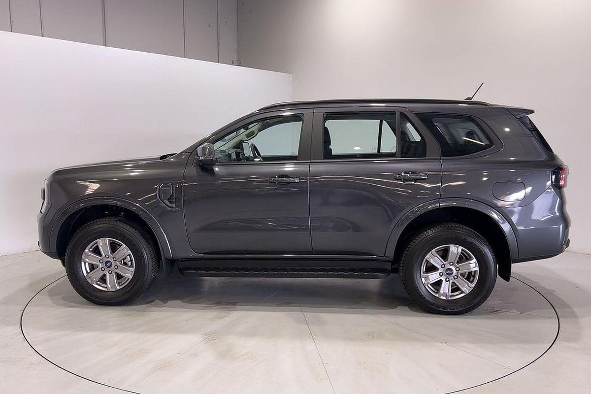 2024 Ford Everest Ambiente 2.0L