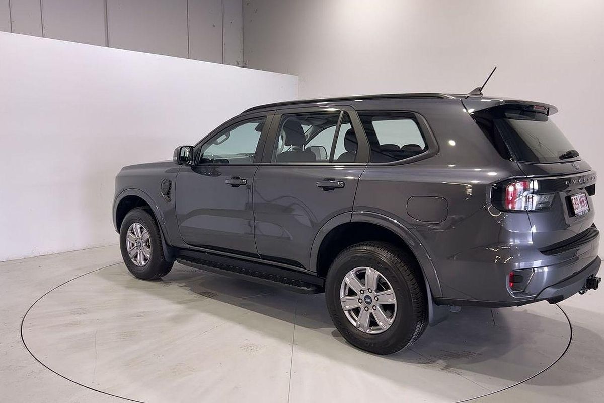 2024 Ford Everest Ambiente 2.0L
