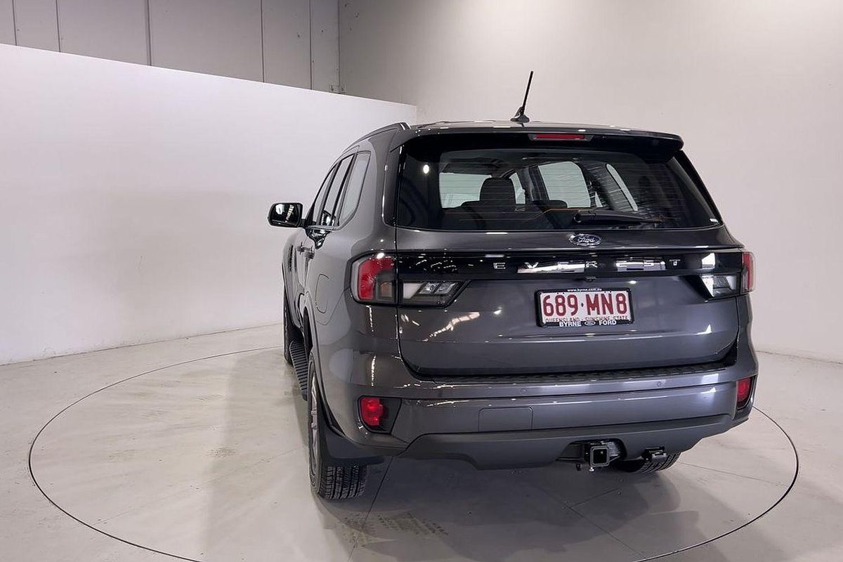 2024 Ford Everest Ambiente 2.0L