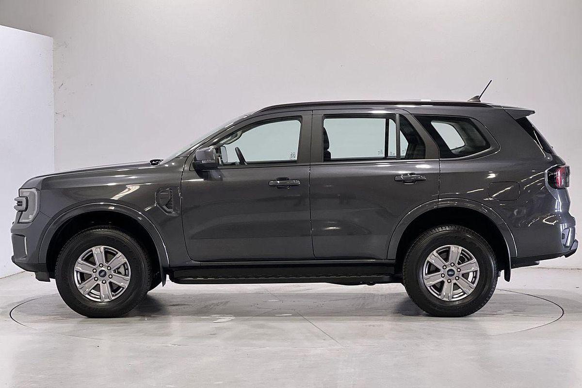 2024 Ford Everest Ambiente 2.0L