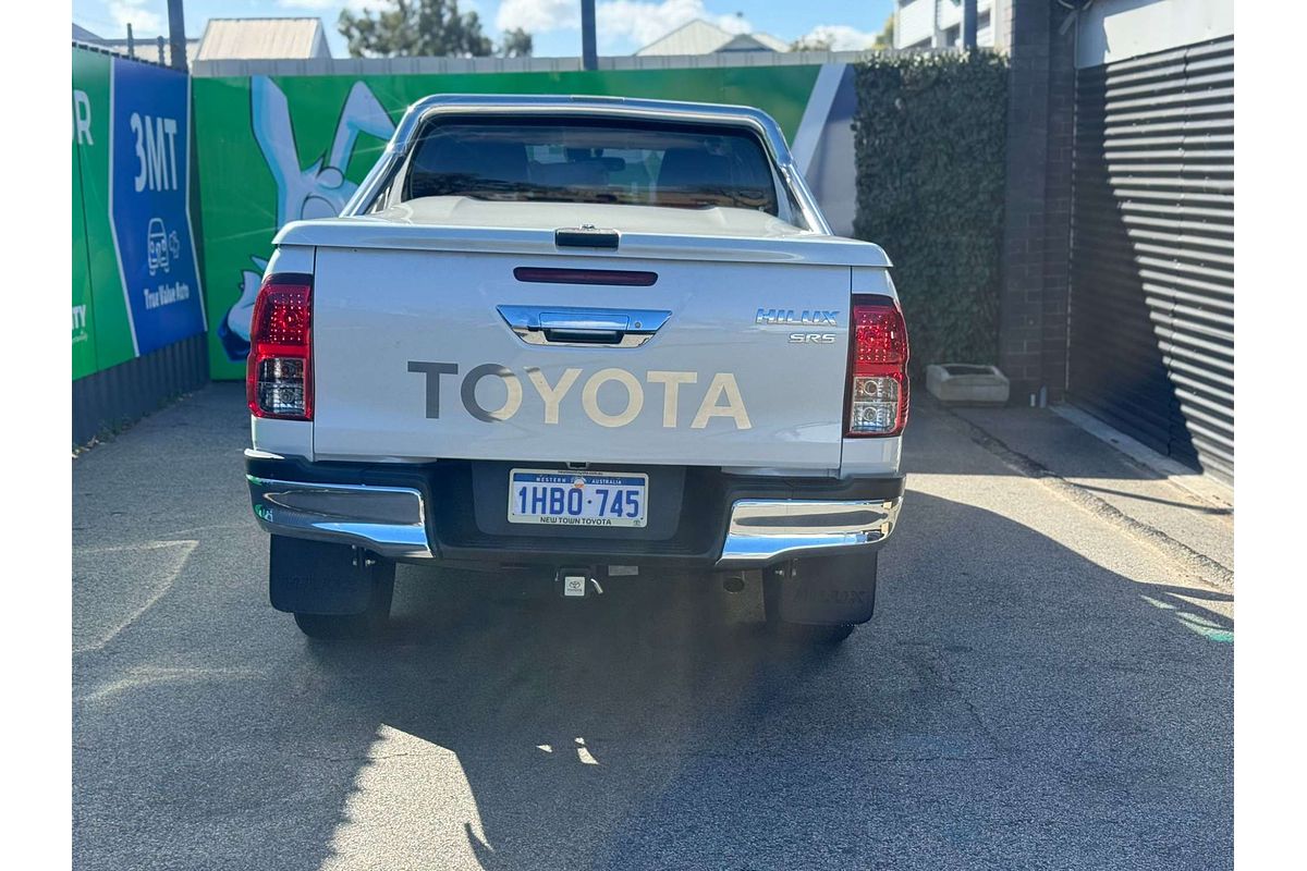 2020 Toyota Hilux SR5 GUN126R 4X4
