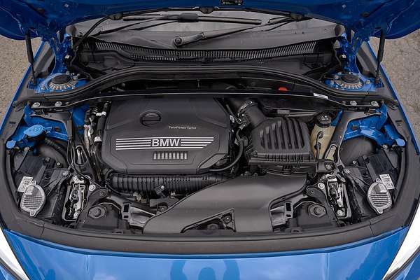 2023 BMW 2 Series 220i M Sport F44