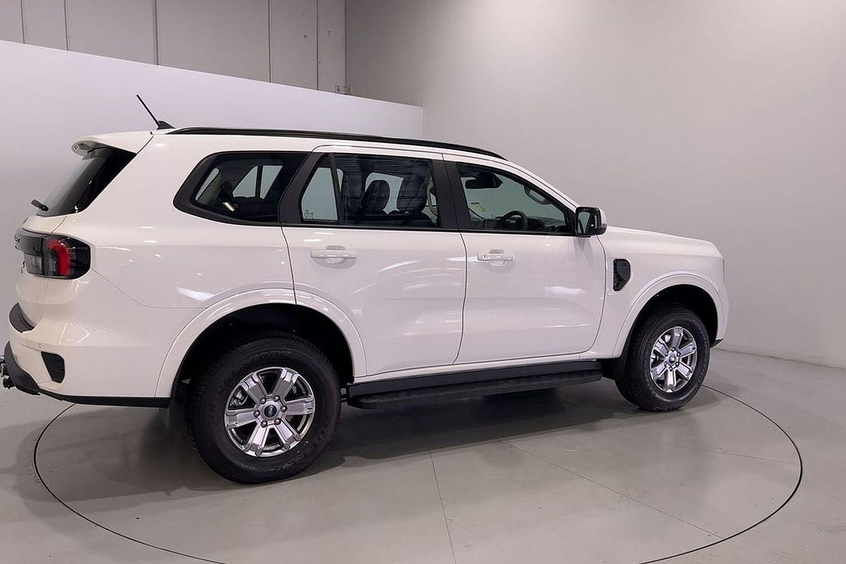 2024 Ford Everest Ambiente 2.0L