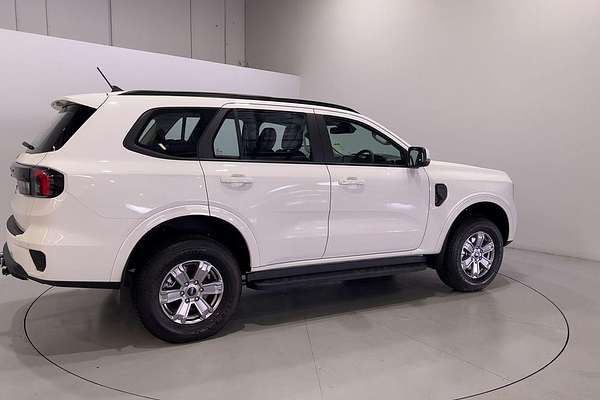2024 Ford Everest Ambiente 2.0L