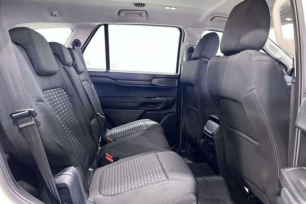 2024 Ford Everest Ambiente 2.0L