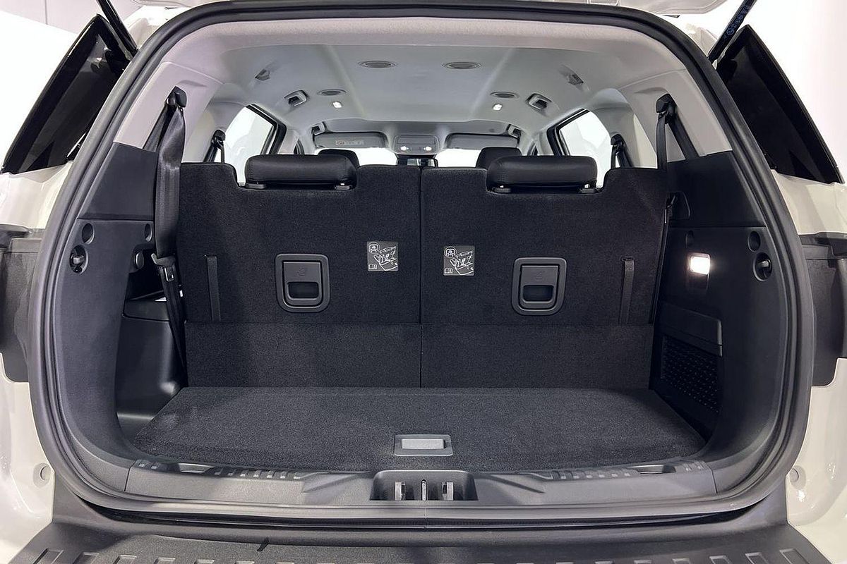 2024 Ford Everest Ambiente 2.0L