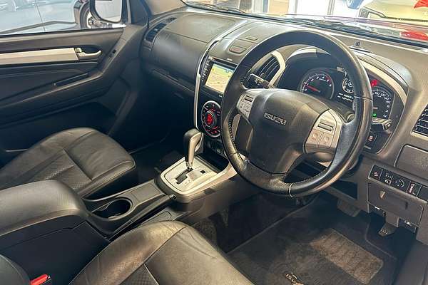 2017 Isuzu MU-X LS-T