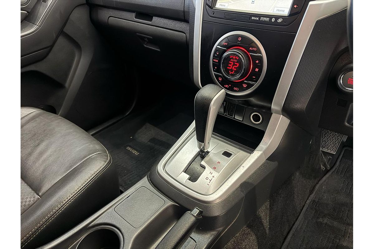 2017 Isuzu MU-X LS-T