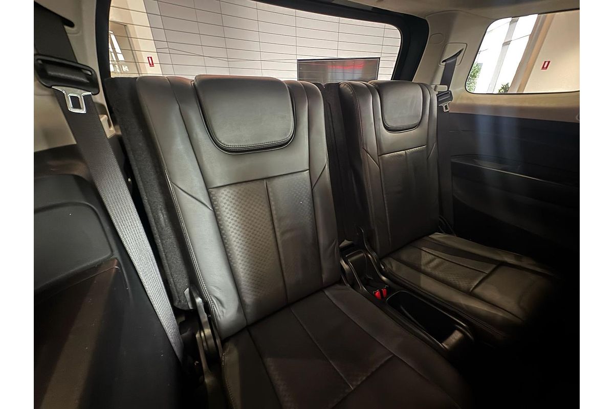 2017 Isuzu MU-X LS-T