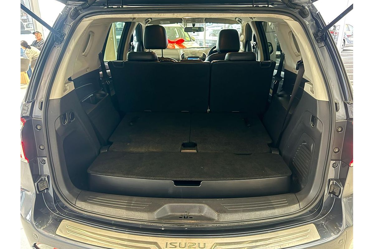 2017 Isuzu MU-X LS-T