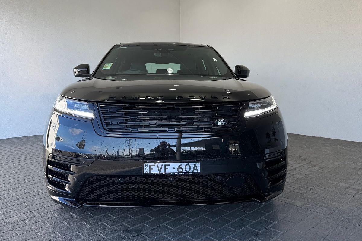 2025 Land Rover Range Rover Velar P250 Dynamic SE L560