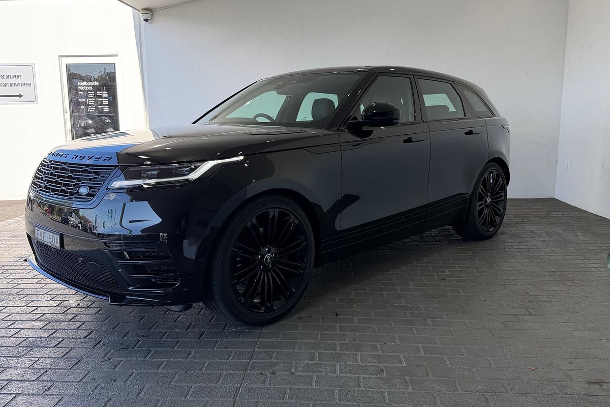 2025 Land Rover Range Rover Velar P250 Dynamic SE L560
