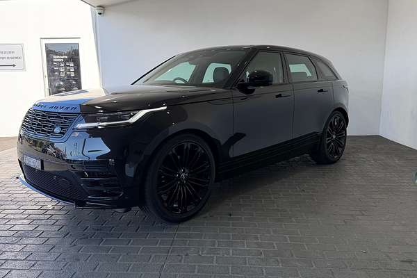2025 Land Rover Range Rover Velar P250 Dynamic SE L560