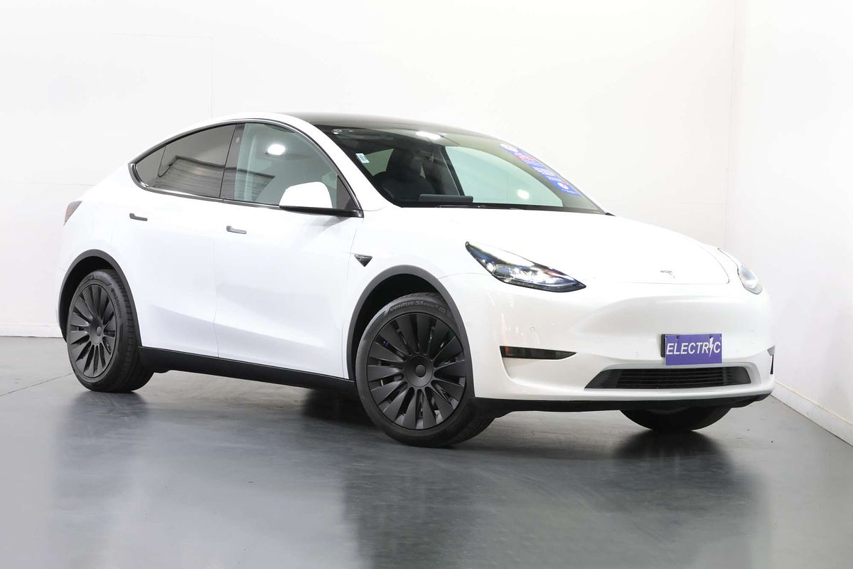 2022 Tesla Model Y Rear-Wheel Drive