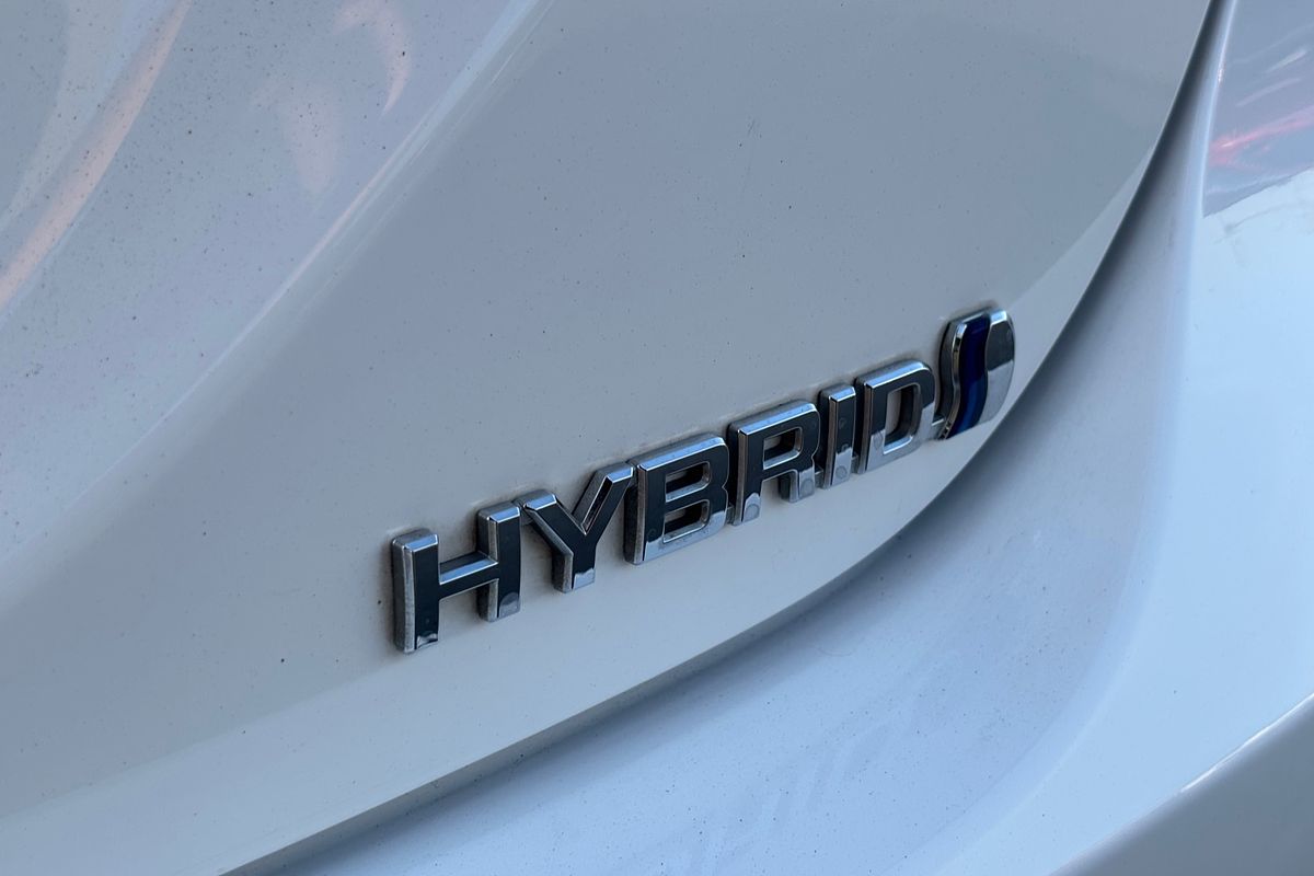 2023 Toyota Camry Ascent AXVH70R