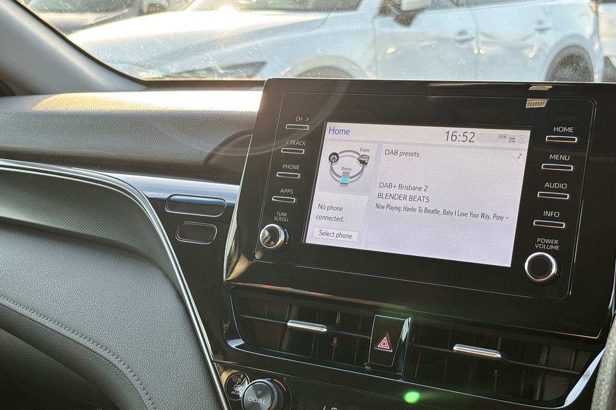 2023 Toyota Camry Ascent AXVH70R