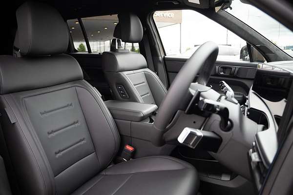 2025 Hyundai Santa Fe Calligraphy MX5.V1