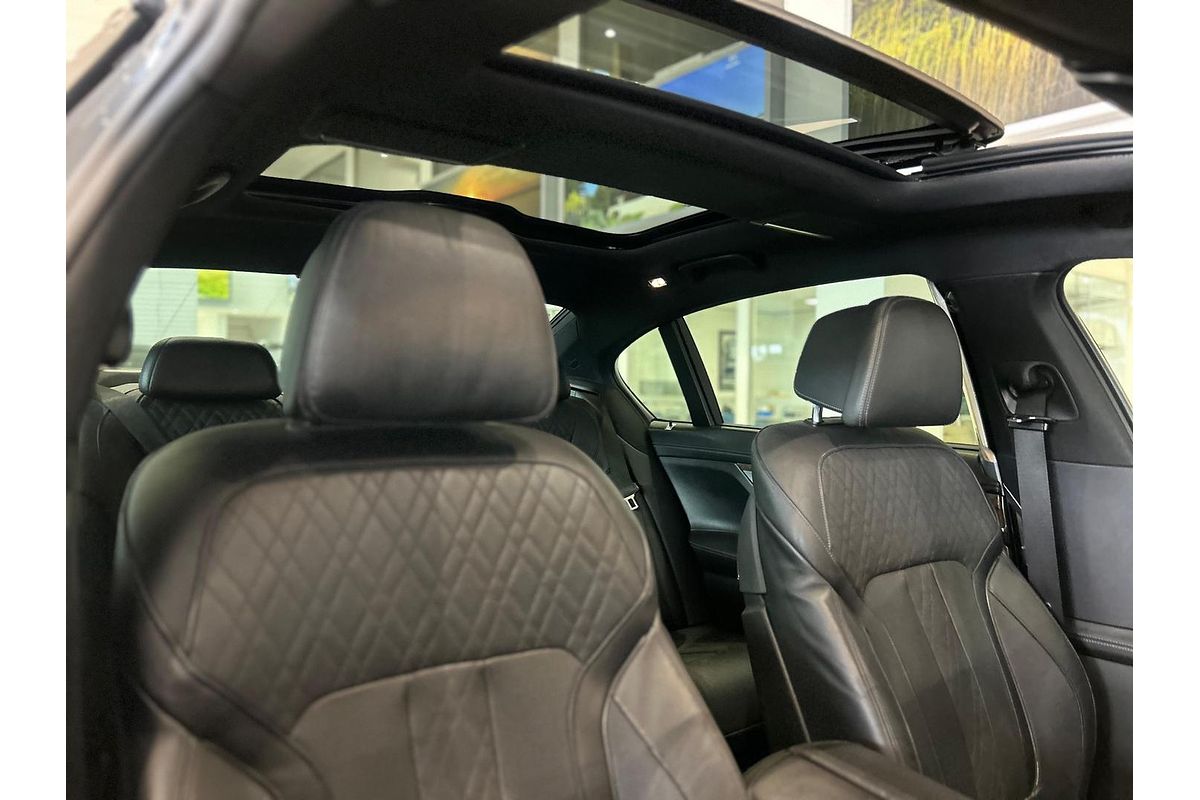 2017 BMW 7 Series 740Li G12