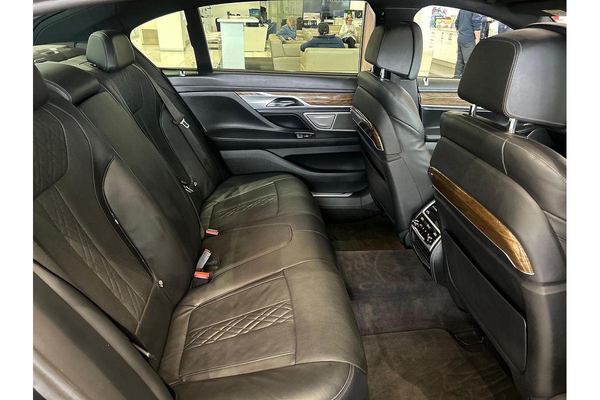 2017 BMW 7 Series 740Li G12