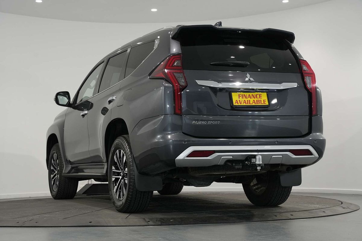 2022 Mitsubishi Pajero Sport GLS QF