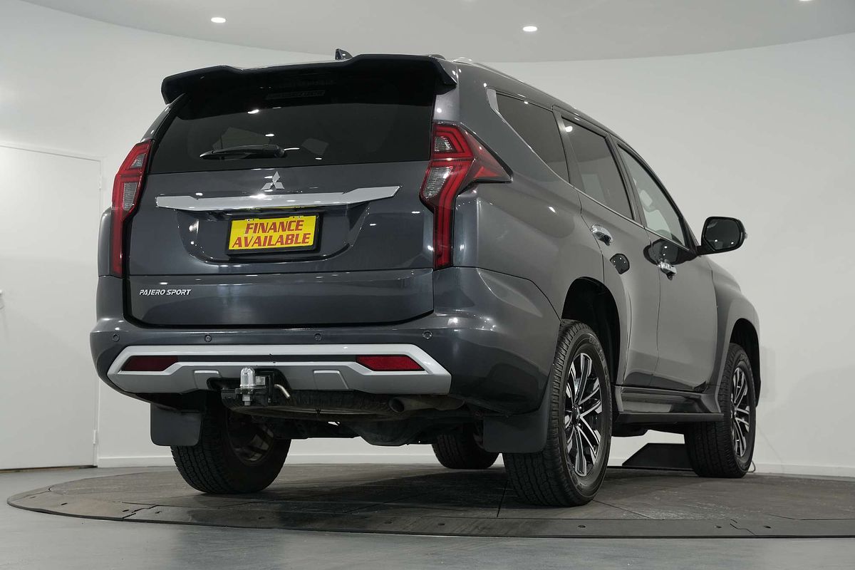 2022 Mitsubishi Pajero Sport GLS QF