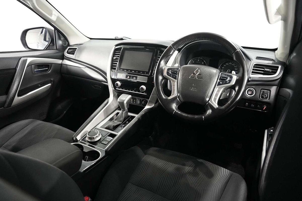 2022 Mitsubishi Pajero Sport GLS QF